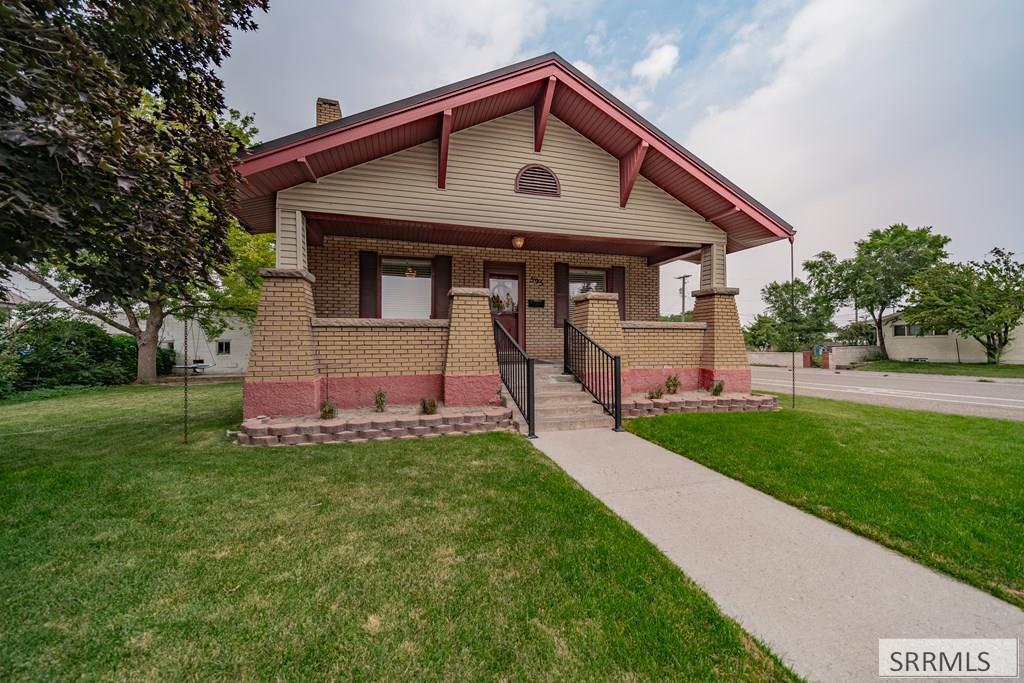 595 E 16th Street, IDAHO FALLS, Idaho image 1