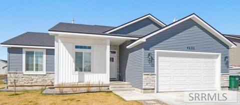 Photo of 4625 Weatherby Way, IDAHO FALLS, ID 83401 (MLS # 2184645)