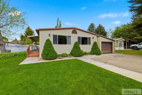Mobile Home For Sale - 640 E Coachman Circle<br/> IDAHO FALLS, ID 83402