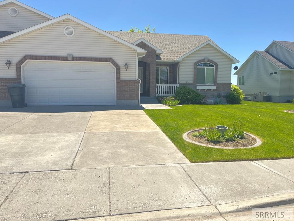 259 Autumnwood Drive, RIGBY, Idaho image 2