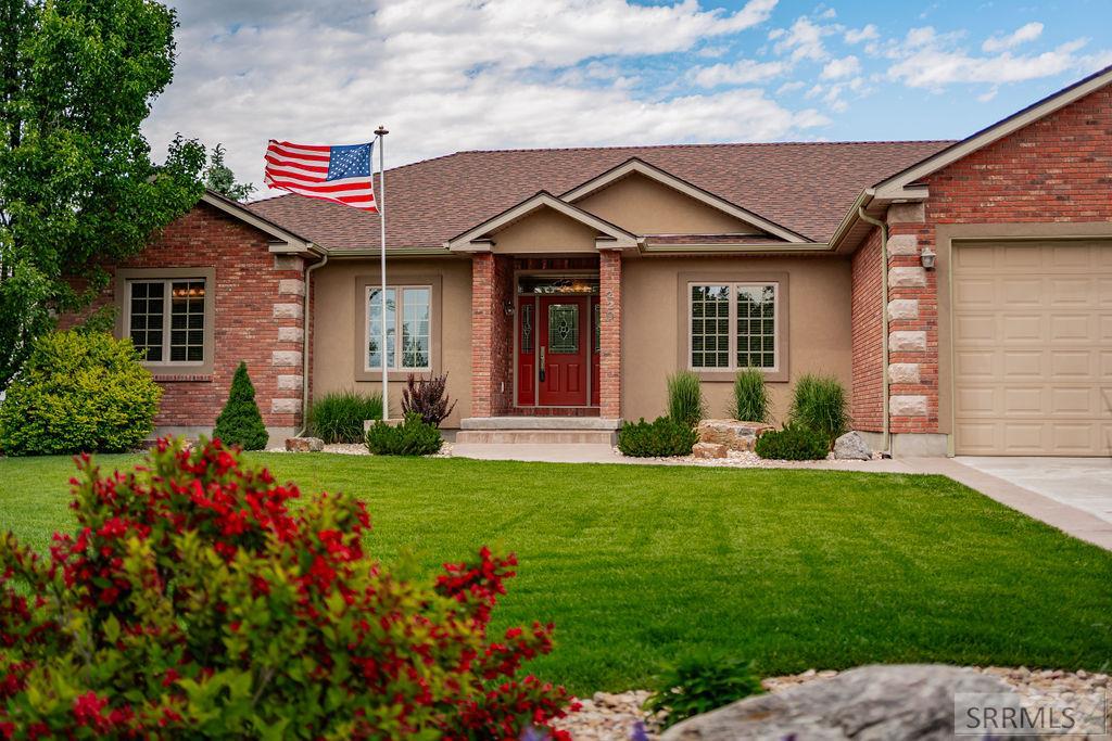 220 Stillwater Drive, IDAHO FALLS, Idaho image 1