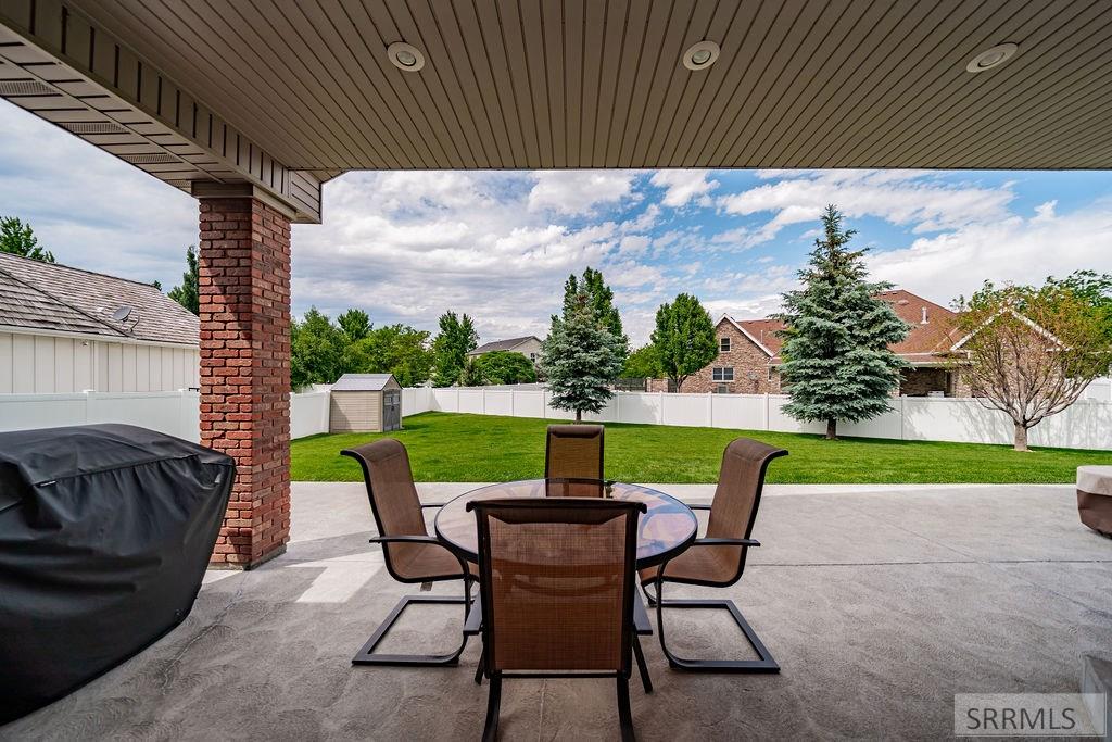 220 Stillwater Drive, IDAHO FALLS, Idaho image 22