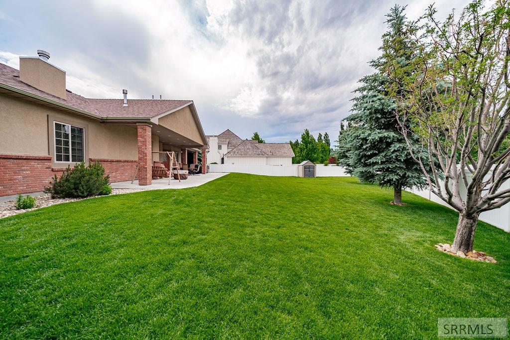 220 Stillwater Drive, IDAHO FALLS, Idaho image 40