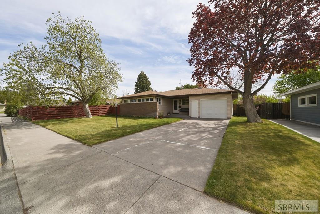808 Reed Avenue