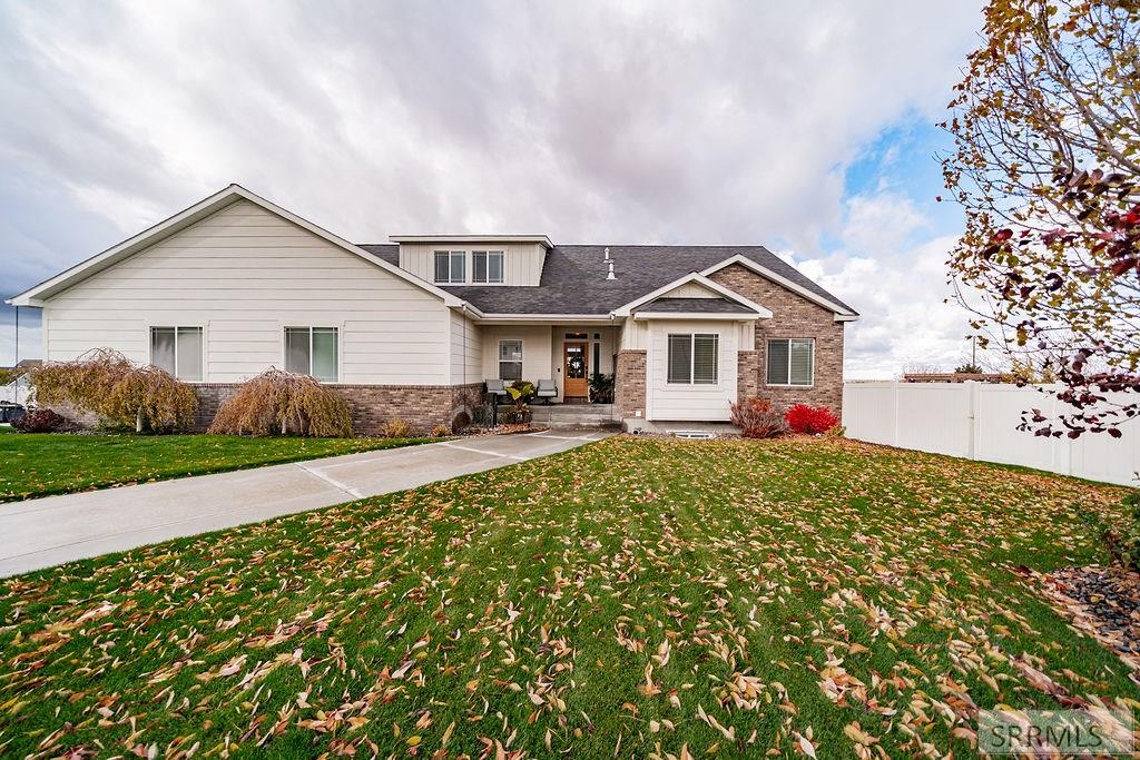 6369 Tower Castle Loop