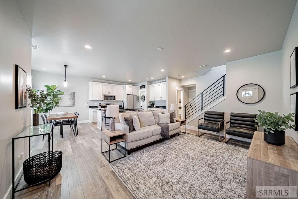 2926 Sunburst Drive