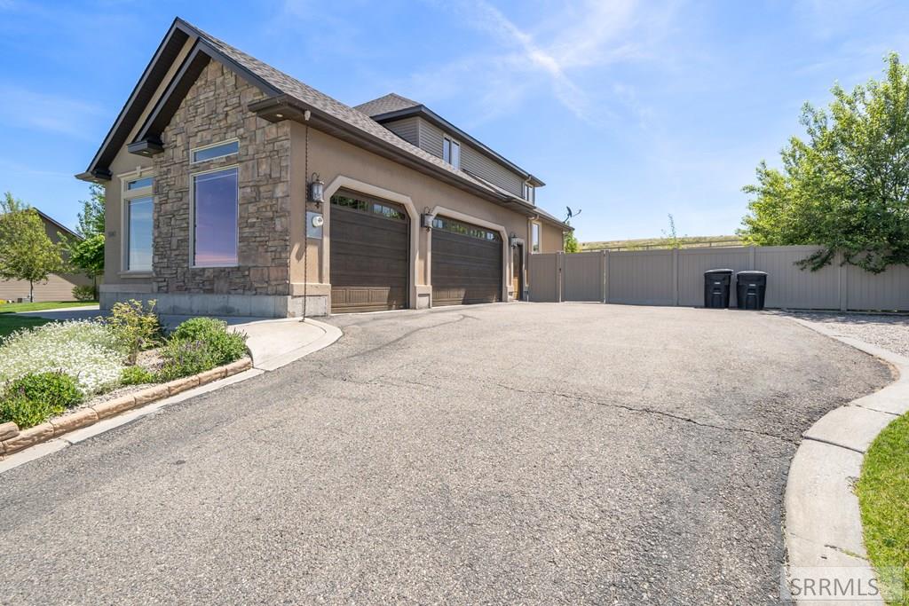 3543 Boulder Creek Lane