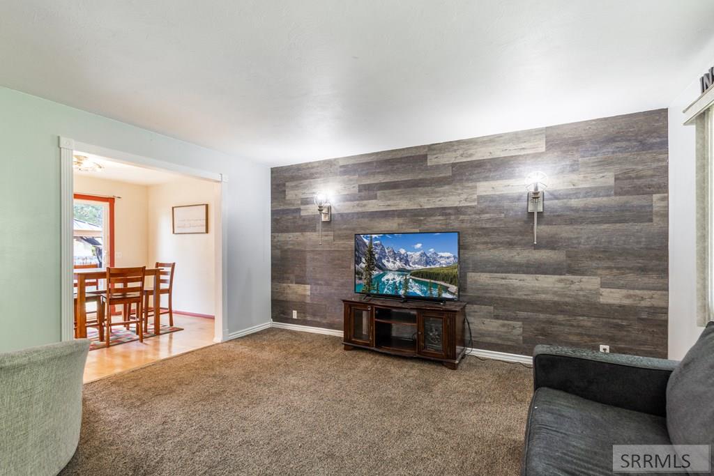 1355 Corinne Avenue, IDAHO FALLS, Idaho image 2