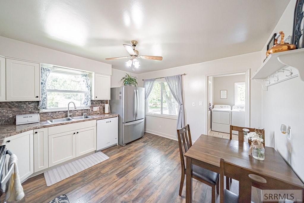 696 Gladstone Street, IDAHO FALLS, Idaho image 6
