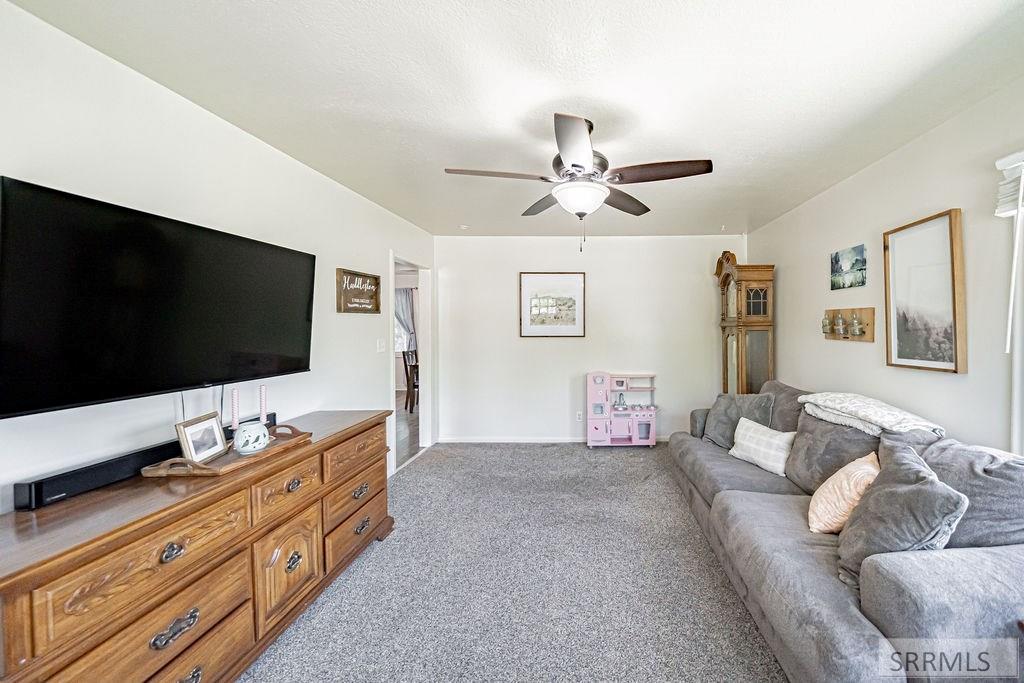696 Gladstone Street, IDAHO FALLS, Idaho image 16