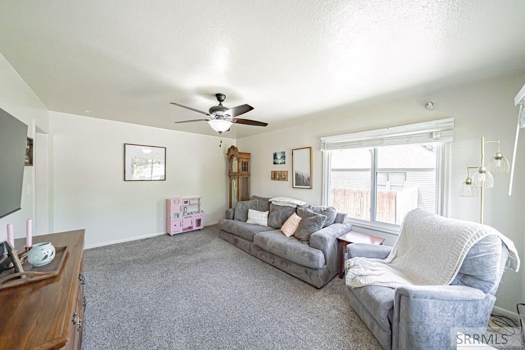 696 Gladstone Street, IDAHO FALLS, Idaho image 15