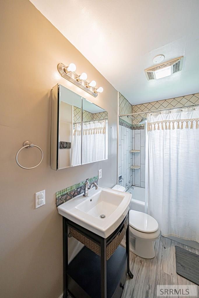 696 Gladstone Street, IDAHO FALLS, Idaho image 24