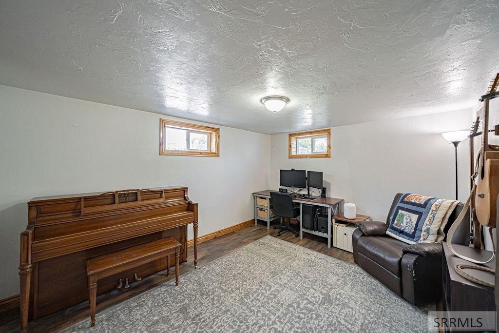 696 Gladstone Street, IDAHO FALLS, Idaho image 36