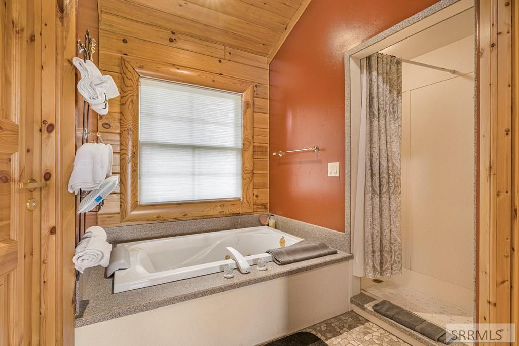 1665 Whisper Ridge Road, ASHTON, Idaho image 25