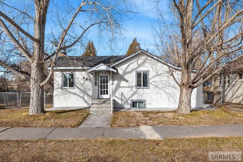 Photo of 561 Gladstone Street, IDAHO FALLS, ID 83401 (MLS # 2181974)