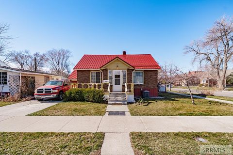 Photo of 557 N 9th Avenue, POCATELLO, ID 83201 (MLS # 2184595)