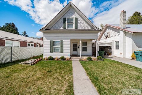 Photo of 723 S University Avenue, BLACKFOOT, ID 83221 (MLS # 2185265)