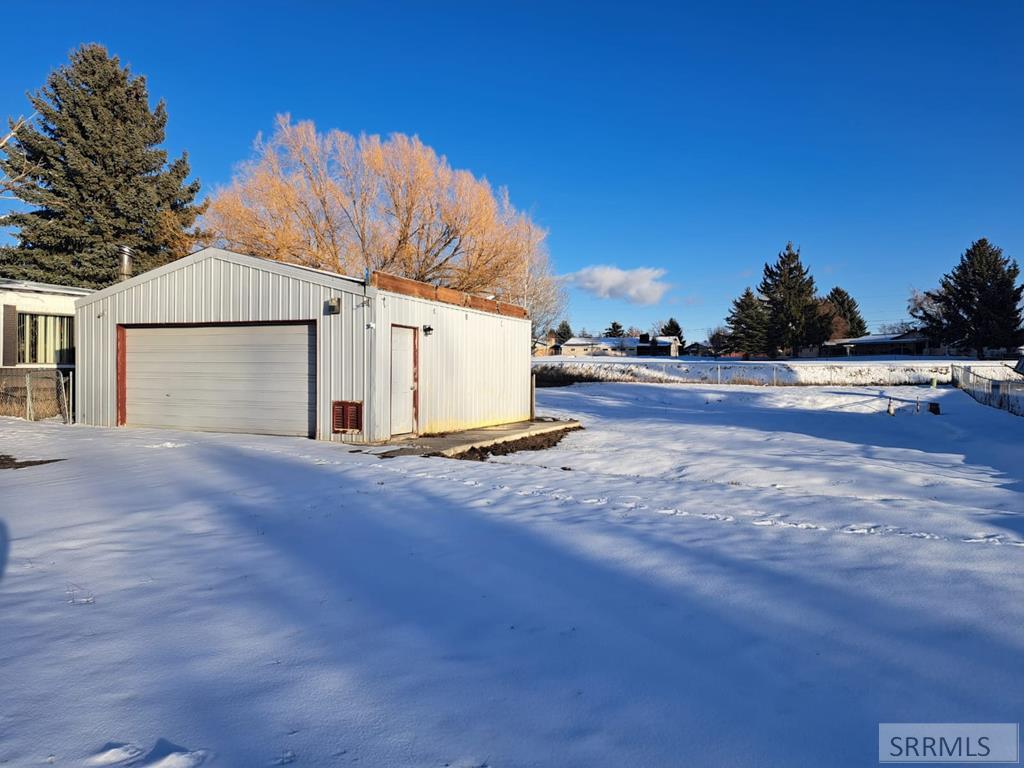 824 Dalmation Drive, IDAHO FALLS, Idaho image 1