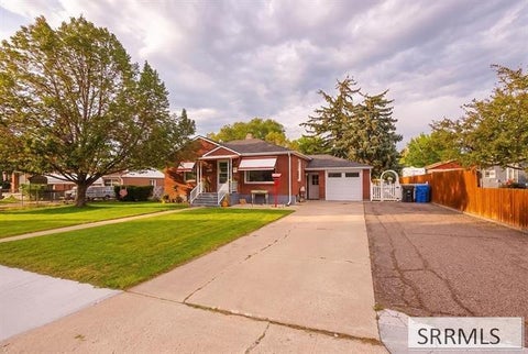 Photo of 754 Dogwood Street, POCATELLO, ID 83204 (MLS # 2188886)