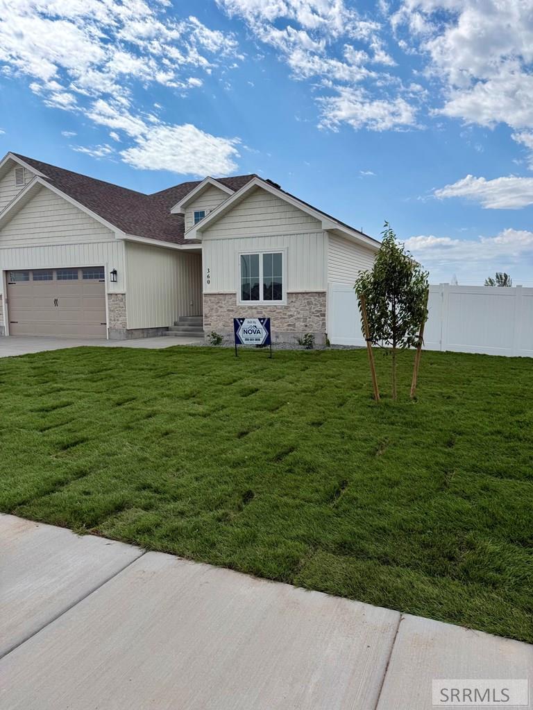 360 Meadow Walk Dr