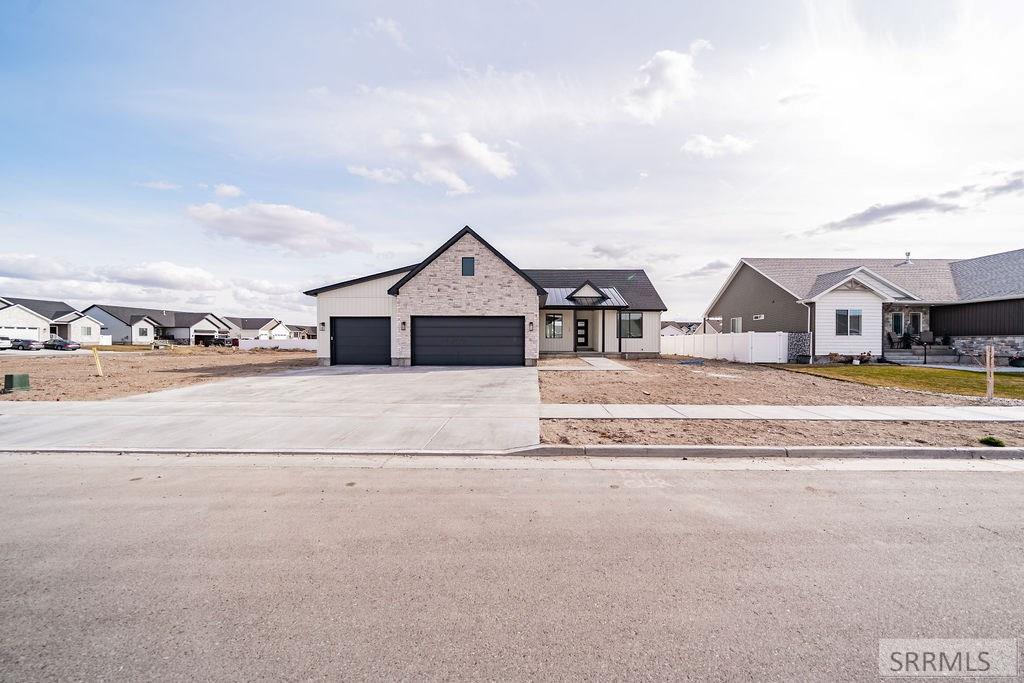 430 Saddle Rock Lane