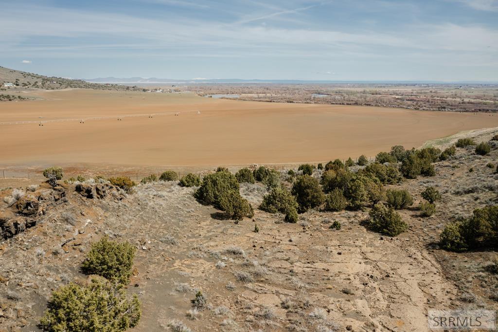 L17 B1 Tbd, MENAN, Idaho image 1