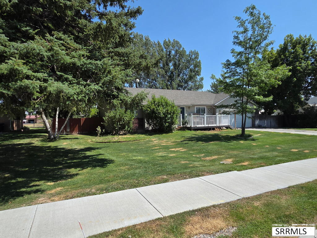 3225 Midway Avenue