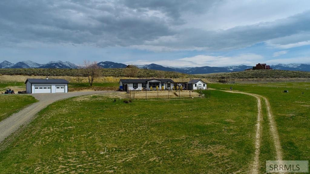 56 Country Living Lane, SALMON, Idaho image 1