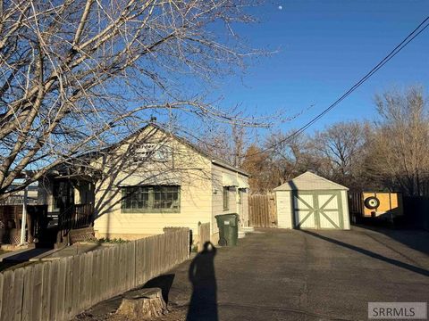 Photo of 3490 Poleline Avenue, POCATELLO, ID 83201 (MLS # 2182422)