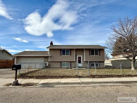 Homes For Sale - 155 Hummingbird Lane<br/> Bingham County, SHELLEY, ID 83274