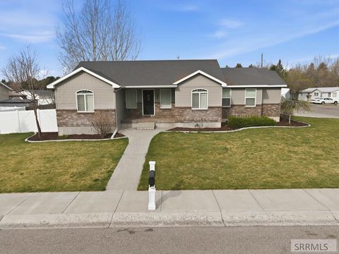 Photo of 295 Centennial Street, BLACKFOOT, ID 83221 (MLS # 2185216)