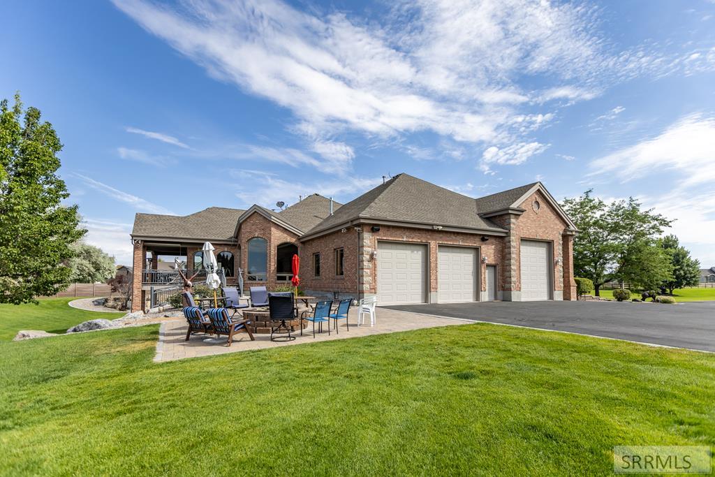 7695 N Riverfront Drive, IDAHO FALLS, Idaho image 12