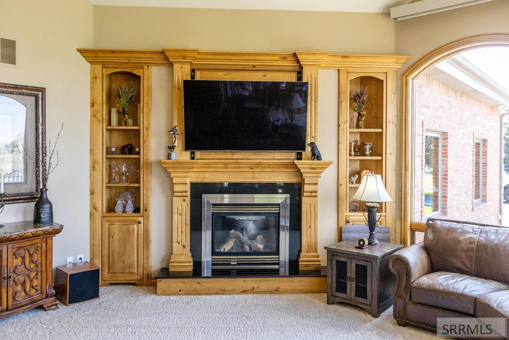7695 N Riverfront Drive, IDAHO FALLS, Idaho image 25