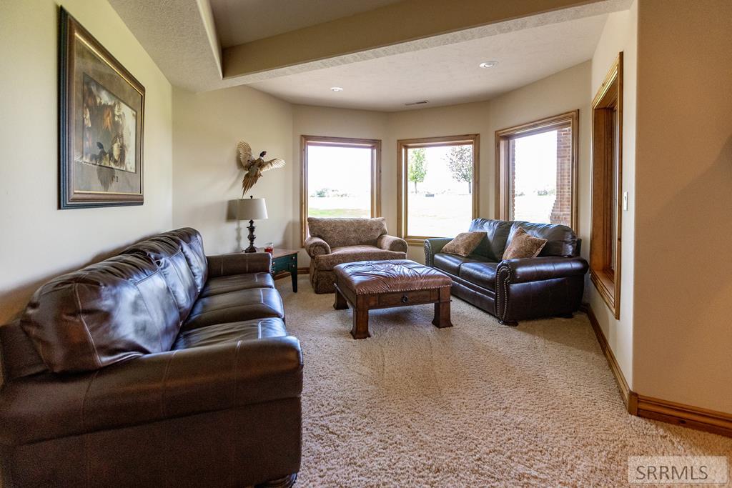 7695 N Riverfront Drive, IDAHO FALLS, Idaho image 42