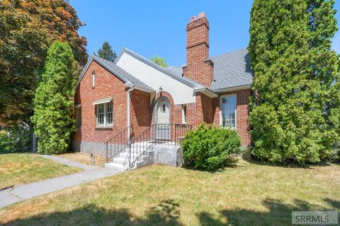 Photo of 295 4th Street, IDAHO FALLS, ID 83401 (MLS # 2186884)