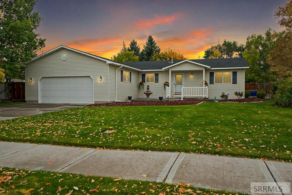 116 Douglas, REXBURG, Idaho image 30