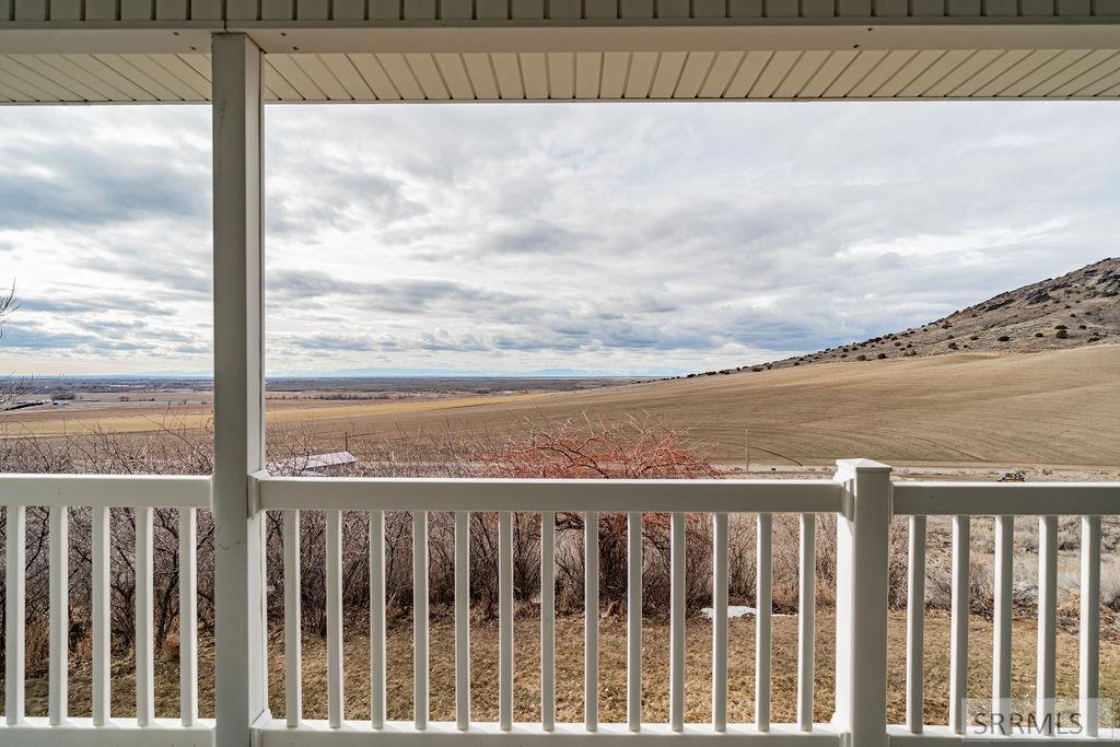 1000 E Butte Road, MENAN, Idaho image 16