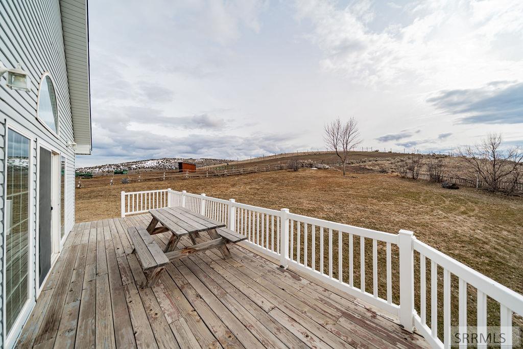 1000 E Butte Road, MENAN, Idaho image 13