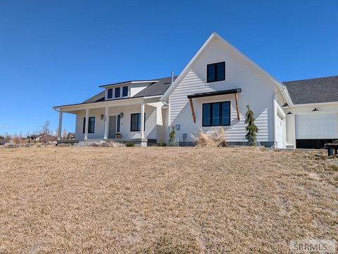 5440 Rio Seco Drive AMMON ID 83406