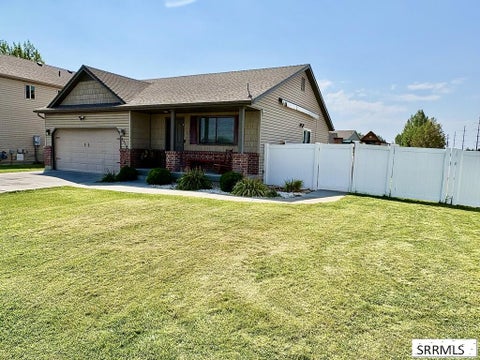 Homes For Sale - 3518 E Pearce Drive<br/> Bonneville County, IDAHO FALLS, ID 83401