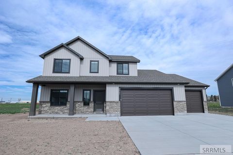 Photo of 2927 N Grant Avenue, IDAHO FALLS, ID 83401 (MLS # 2181245)