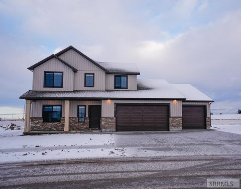 Photo of 2927 N Grant Avenue, IDAHO FALLS, ID 83401 (MLS # 2181245)