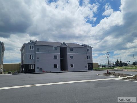 Photo of 238 Ella Lane #303, REXBURG, ID 83440 (MLS # 2180421)