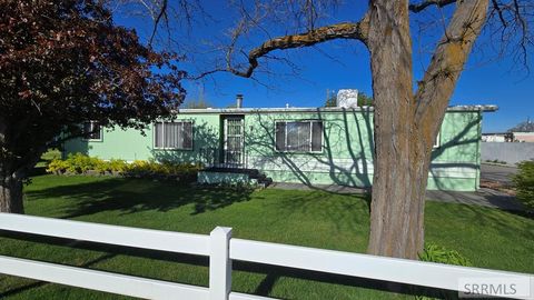 Mobile Home For Sale - 441 Cedar Street<br/> BLACKFOOT, ID 83221