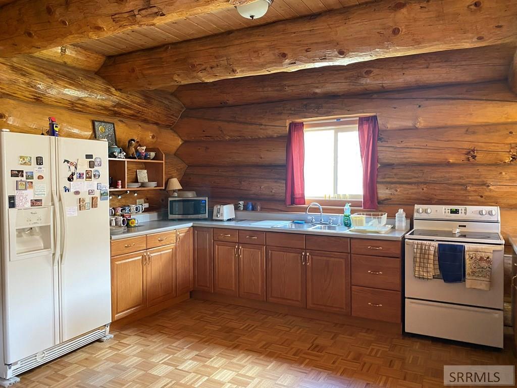 4585 Garden Creek Road, CHALLIS, Idaho image 10