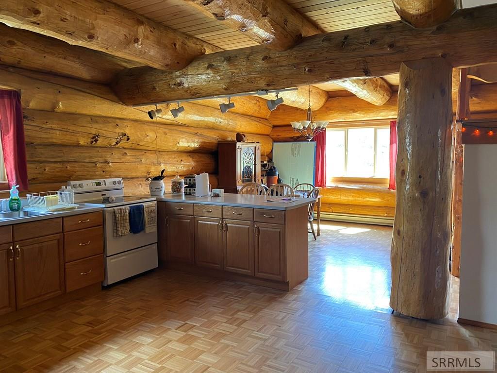 4585 Garden Creek Road, CHALLIS, Idaho image 11