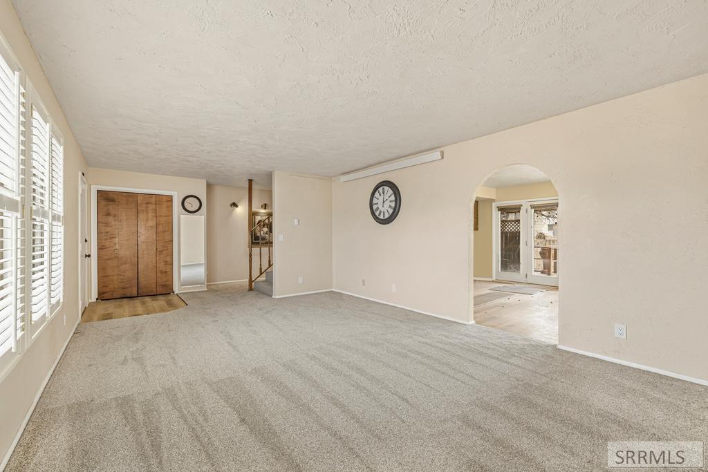 203 Hummingbird Place