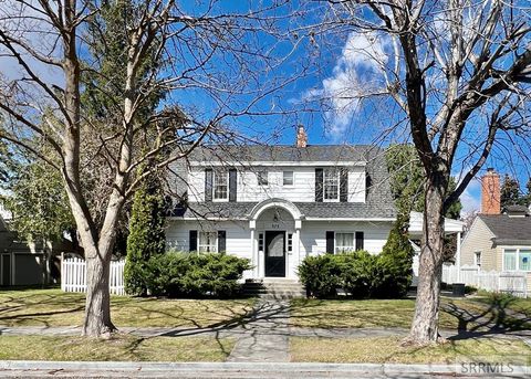 Photo of 375 E 13th Street, IDAHO FALLS, ID 83404 (MLS # 2185228)