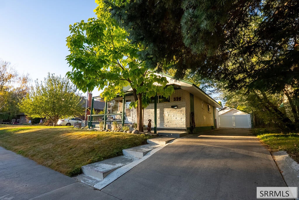 225 13th Street