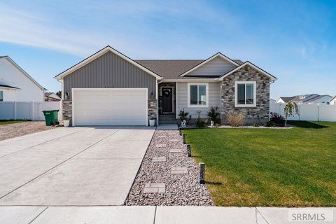 Photo of 4412 E Zona Circle, IDAHO FALLS, ID 83401 (MLS # 2186468)